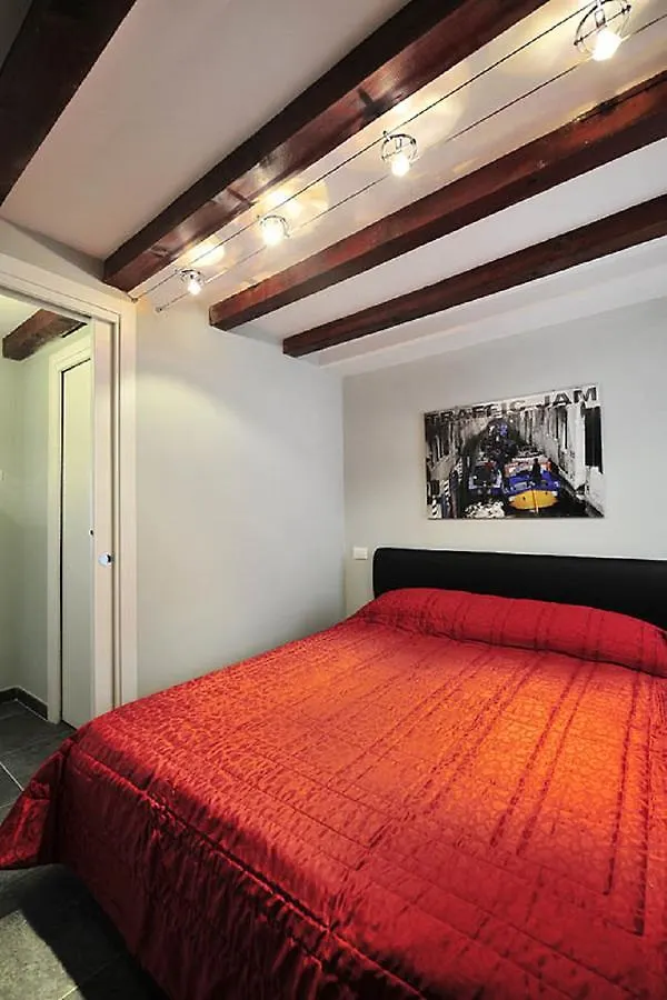 Palace La Vida Apartments - Faville Venice