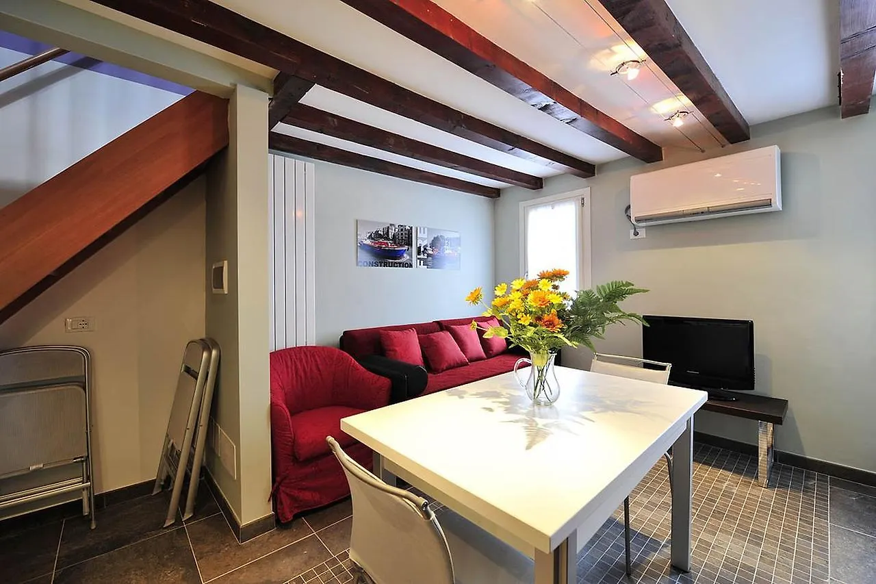 Palace La Vida Apartments - Faville Venice